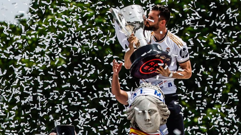 La Liga 23-24 Real Madrid Champions Celebration at Cibeles