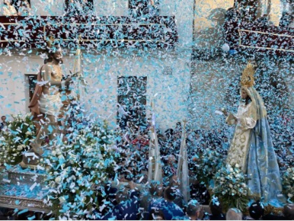 Confeti en la Carrerita de la Virgen, Badajoz