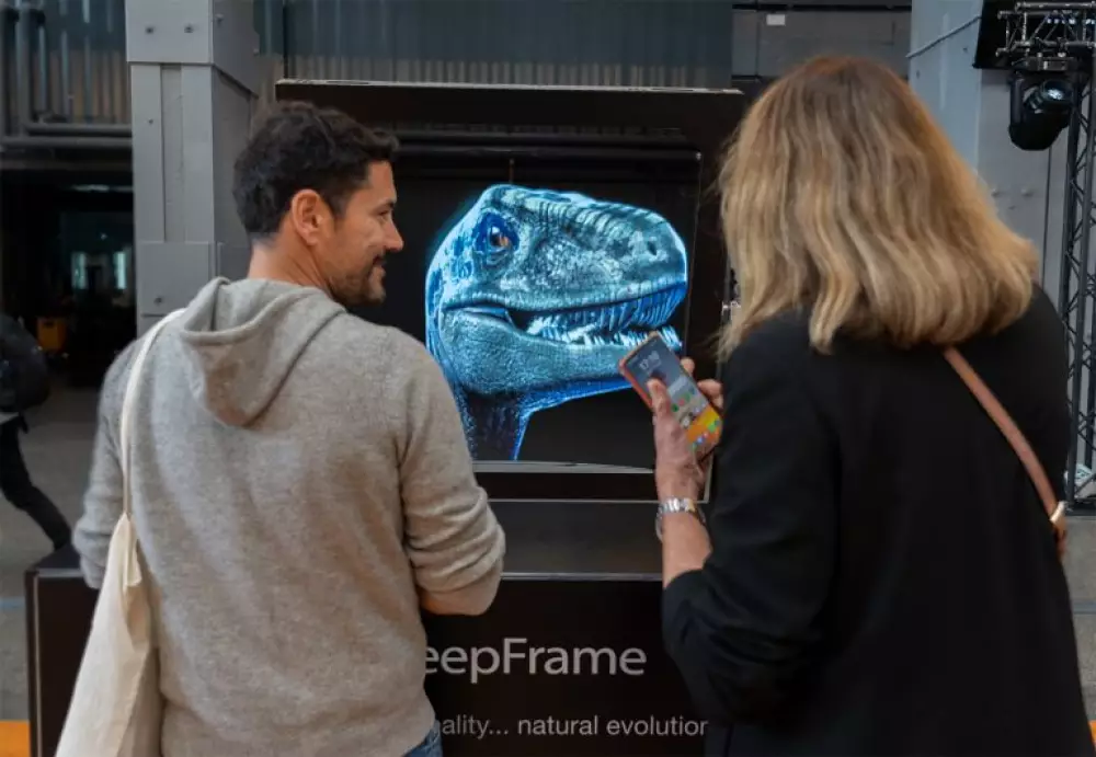Holograms at meta world congress